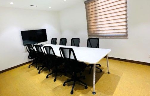Workspaces by Innova H-54